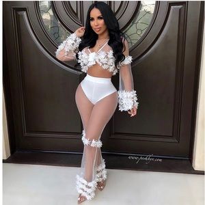 Size small , Set Bottom & Top